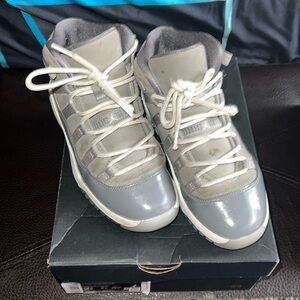 Boys Jordan 11 Retro